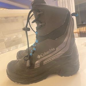 Columbia snow waterproof boots.